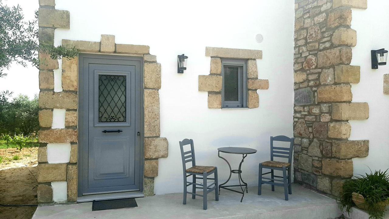 Koroni Stone House, Newly Built Studios By The Sea Exterior photo