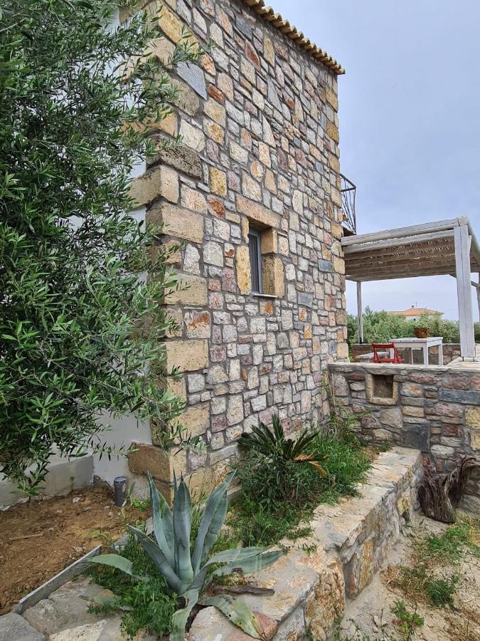 Koroni Stone House, Newly Built Studios By The Sea Exterior photo