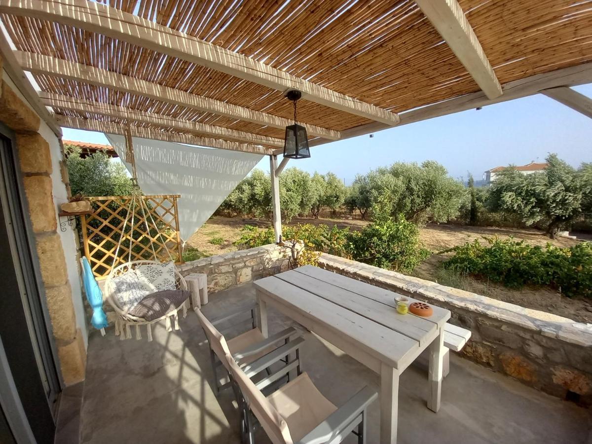 Koroni Stone House, Newly Built Studios By The Sea Exterior photo