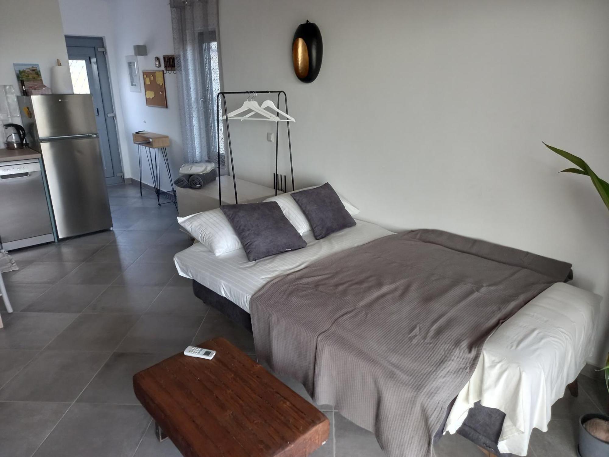 Koroni Stone House, Newly Built Studios By The Sea Room photo