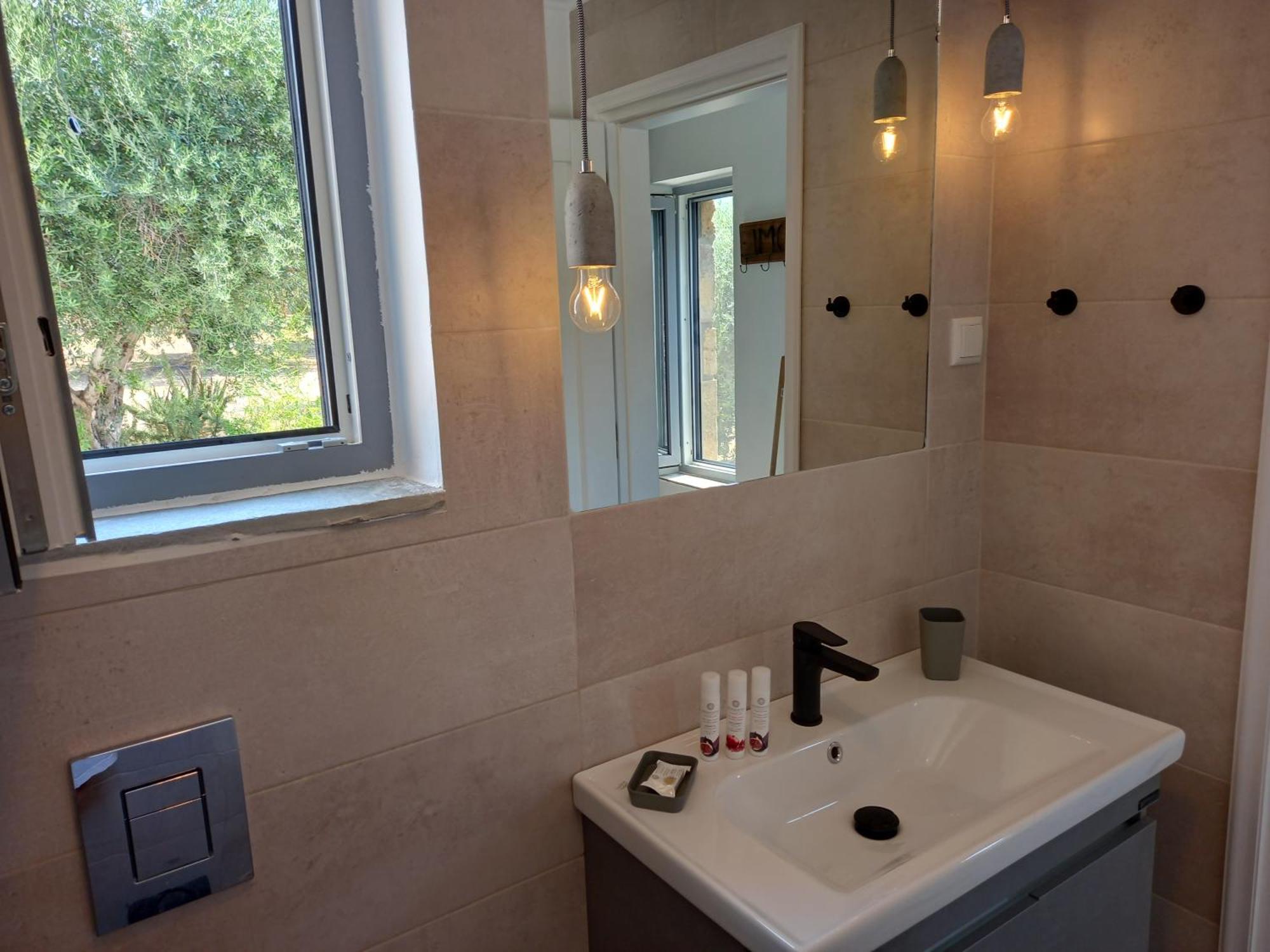 Koroni Stone House, Newly Built Studios By The Sea Room photo