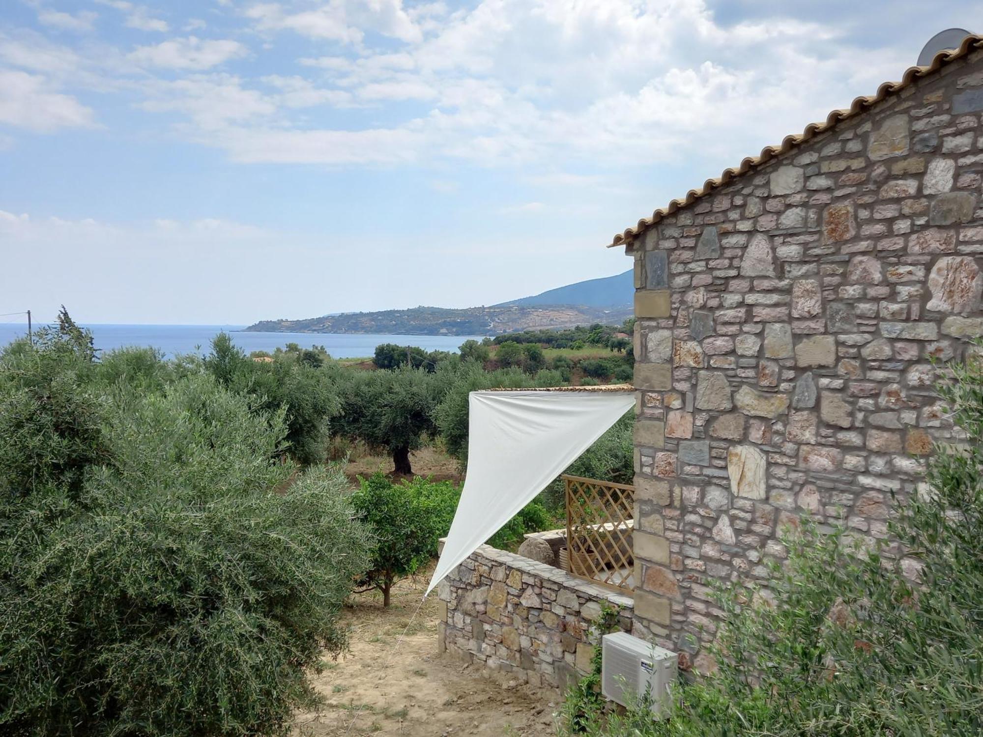 Koroni Stone House, Newly Built Studios By The Sea Room photo