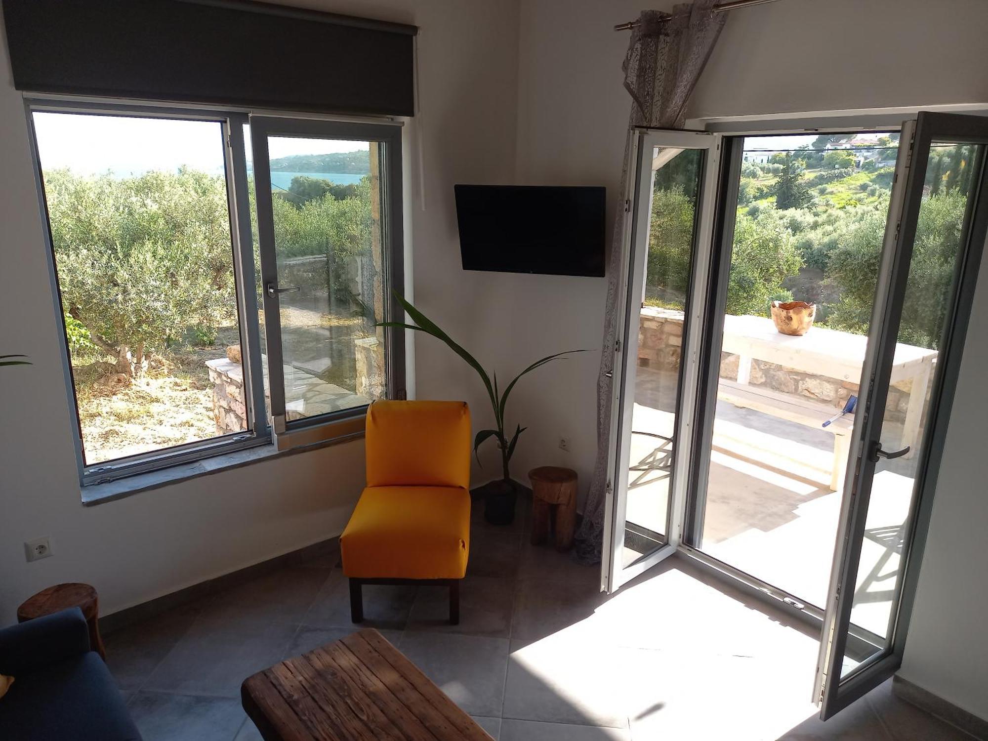 Koroni Stone House, Newly Built Studios By The Sea Room photo